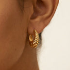 Liora Hoops