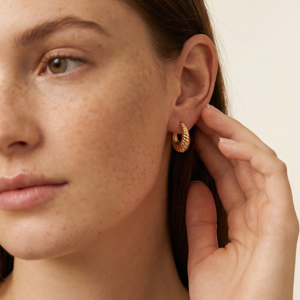 Liora Hoops