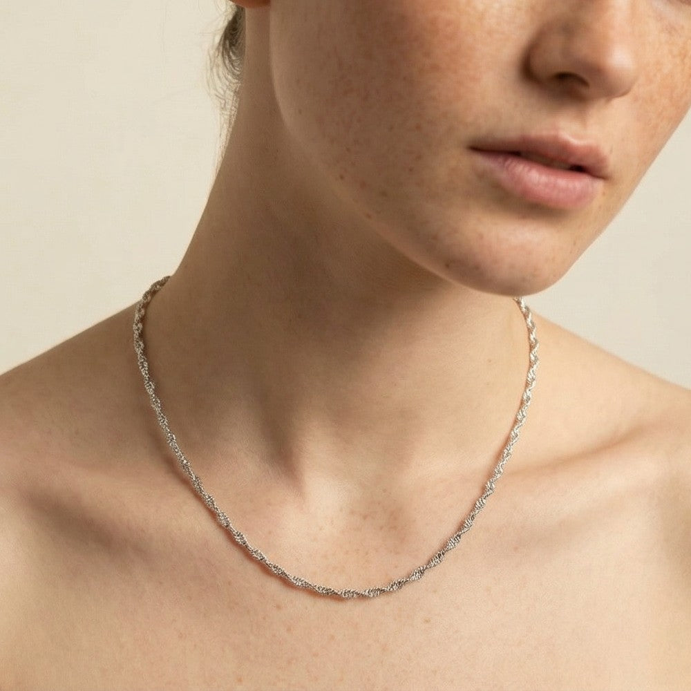 Lunara Necklace