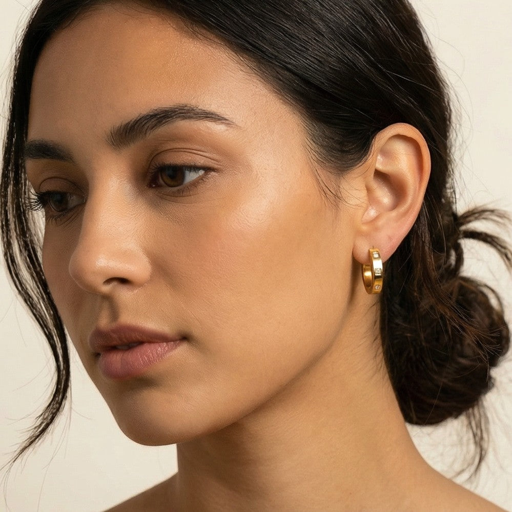 Isabella Hoops